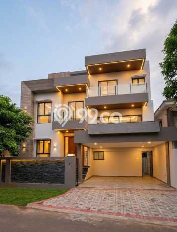 Ready to Use! Luxury House LT 307m2 Desain Modern di BSD Delatinos Ready to Use! Luxury House LT 307m2 Desain Modern di BSD Delatinos