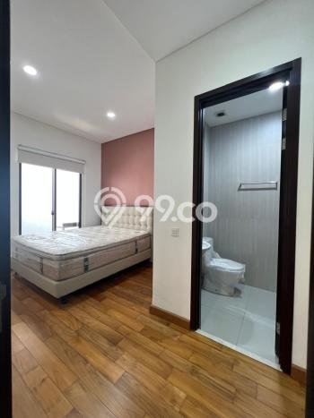 Rumah Elit LB 220m2 Siap Huni Desain Elegan di BSD City, Tangerang Rumah Elit LB 220m2 Siap Huni Desain Elegan di BSD City, Tangerang