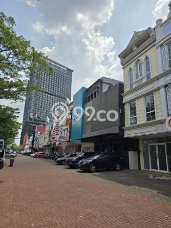 Unit Ruko Disewakan di Gading Serpong di Area Ramai & Strategis Unit Ruko Disewakan di Gading Serpong di Area Ramai & Strategis