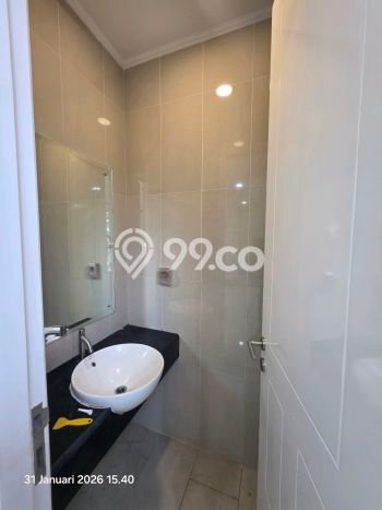 Rumah sewa siap huni 3 Kamar Tidur di BSD Green Wich, Tangerang Rumah sewa siap huni 3 Kamar Tidur di BSD Green Wich, Tangerang
