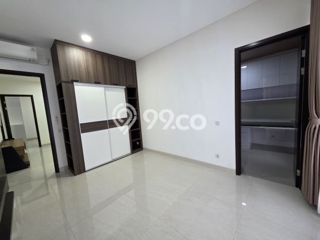 Rumah Mewah Dijual LT 160m2 di BSD, Tangerang Selatan Rumah Mewah Dijual LT 160m2 di BSD, Tangerang Selatan