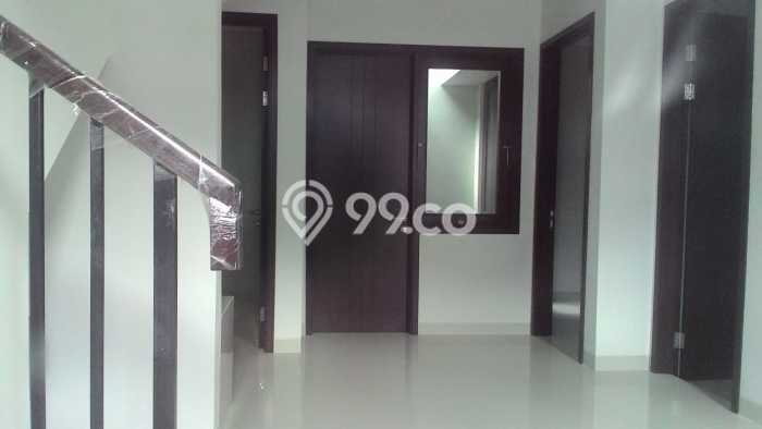 Lokasi strategis! Rumah siap pakai dikontrakkan di BSD LB 100m2 Lokasi strategis! Rumah siap pakai dikontrakkan di BSD LB 100m2