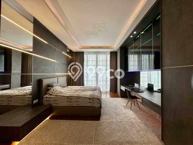 Ready to Use! Luxury House LT 324m2 Desain Modern di BSD Ready to Use! Luxury House LT 324m2 Desain Modern di BSD