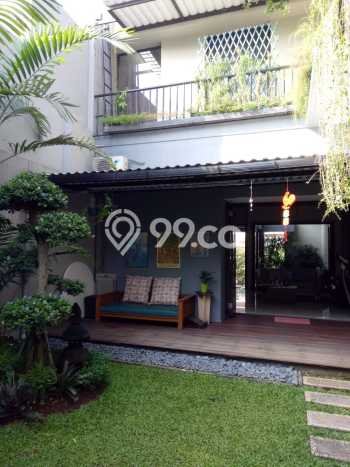 Ready to Use! Luxury House LT 324m2 Desain Modern di BSD Ready to Use! Luxury House LT 324m2 Desain Modern di BSD