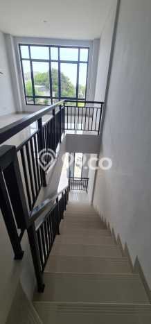 Unit Ruko Disewakan di BSD City di Area Ramai & Strategis Unit Ruko Disewakan di BSD City di Area Ramai & Strategis