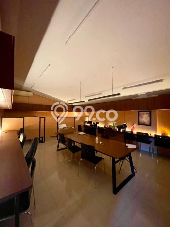 Gudang untuk Disewa di Pusat Jakarta Barat Luas Bangunan 1702m2 Gudang untuk Disewa di Pusat Jakarta Barat Luas Bangunan 1702m2