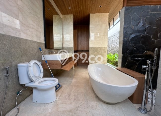 Lokasi Ideal! Vila Kawasan , Ukuran 500m2m², Area Nyaman dan aman Lokasi Ideal! Vila Kawasan , Ukuran 500m2m², Area Nyaman dan aman