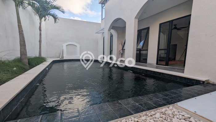 Rumah Luxury Modern Tanpa Renovasi di Seminyak Badung Rumah Luxury Modern Tanpa Renovasi di Seminyak Badung