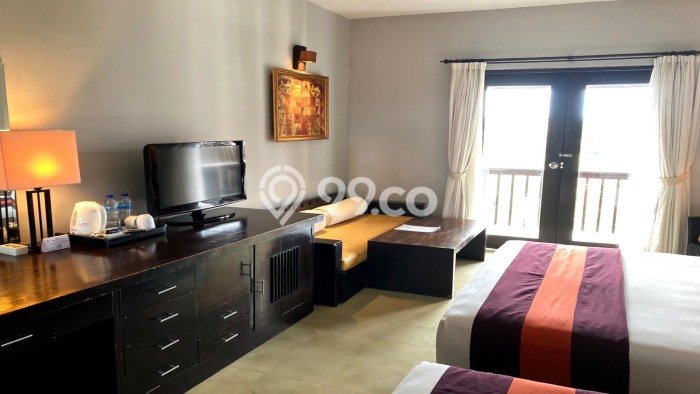 PROMO SPESIAL! Rumah Siap Huni di , LT 2256m2m² LB 4311m2m² PROMO SPESIAL! Rumah Siap Huni di , LT 2256m2m² LB 4311m2m²