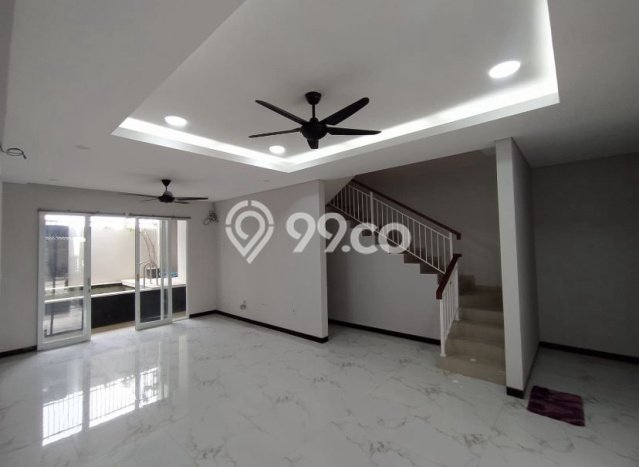 Hunian Elit LB 320m2 Siap Pakai Desain Elegan di Kerobokan, Badung Hunian Elit LB 320m2 Siap Pakai Desain Elegan di Kerobokan, Badung