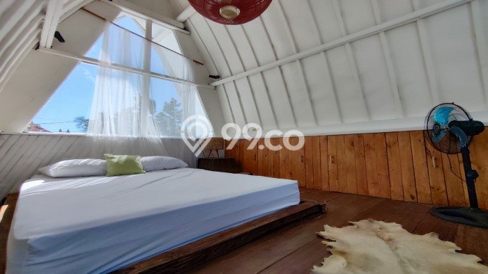 Disewakan! Rumah 3 Kamar Tidur &
3 Kamar Mandi di Seminyak, Badung Disewakan! Rumah 3 Kamar Tidur &
3 Kamar Mandi di Seminyak, Badung