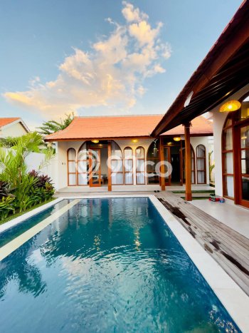 Disewakan! Rumah 2 Kamar Tidur &
2 Kamar Mandi di Canggu, Badung Disewakan! Rumah 2 Kamar Tidur &
2 Kamar Mandi di Canggu, Badung