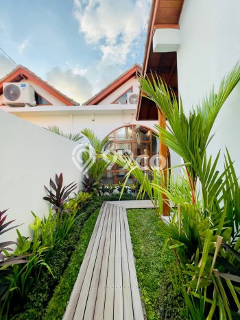 Disewakan! Rumah 2 Kamar Tidur &
2 Kamar Mandi di Canggu, Badung Disewakan! Rumah 2 Kamar Tidur &
2 Kamar Mandi di Canggu, Badung