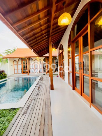 Disewakan! Rumah 2 Kamar Tidur &
2 Kamar Mandi di Canggu, Badung Disewakan! Rumah 2 Kamar Tidur &
2 Kamar Mandi di Canggu, Badung