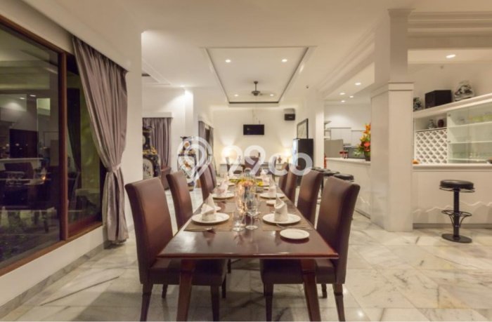 Hunian Impian Modern! Rumah 2 Lantai area , Badung, Luas 3000m2m² LB 1450m2m² Hunian Impian Modern! Rumah 2 Lantai area , Badung, Luas 3000m2m² LB 1450m2m²