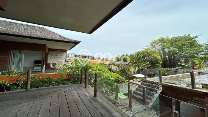 Rumah Lingkungan Nyaman kawasan , Badung, Luas 835m2m² Bangunan 950m2m² Rumah Lingkungan Nyaman kawasan , Badung, Luas 835m2m² Bangunan 950m2m²