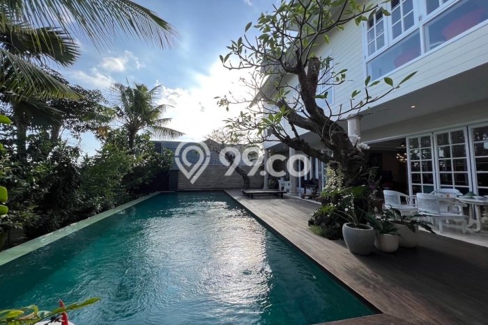 Rumah Elit Modern Tanpa Renovasi di Kerobokan Badung Rumah Elit Modern Tanpa Renovasi di Kerobokan Badung