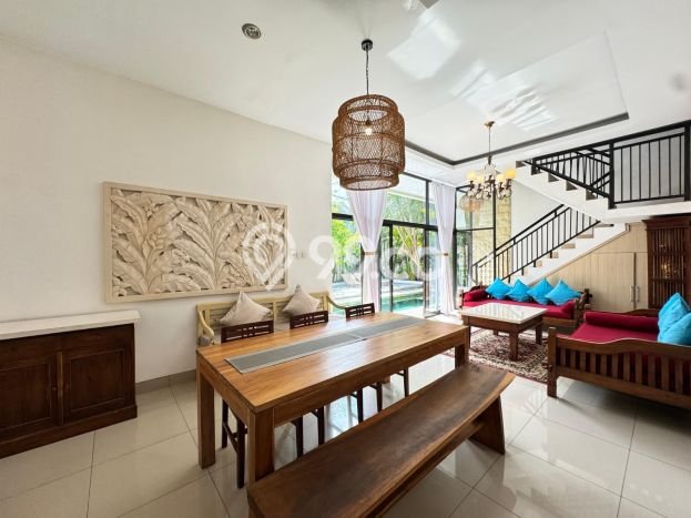 Vila Kawasan , Luas 200m2m², Lokasi Strategis Vila Kawasan , Luas 200m2m², Lokasi Strategis