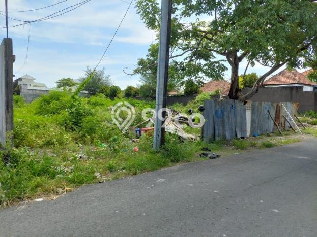 Tanah di Dewi Sri, Luas 1440m², Kawasan Bisnis Tanah di Dewi Sri, Luas 1440m², Kawasan Bisnis
