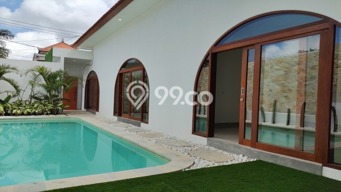 Disewakan Rumah Nyaman di Canggu LT 200m2 / LB 200m2 Siap Huni Disewakan Rumah Nyaman di Canggu LT 200m2 / LB 200m2 Siap Huni