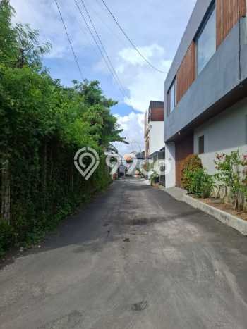 Rumah Strategis Minimalis Lb 168m2 di Mahendradata, Denpasar Rumah Strategis Minimalis Lb 168m2 di Mahendradata, Denpasar