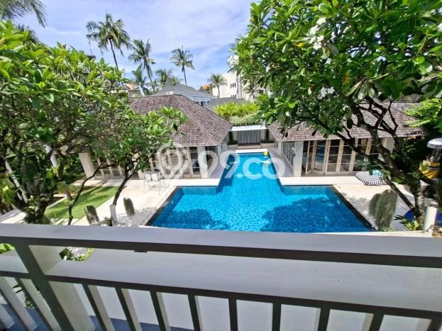 FOR SALE! Vila Kawasan , Luas 1003m2m², Lokasi Premium FOR SALE! Vila Kawasan , Luas 1003m2m², Lokasi Premium
