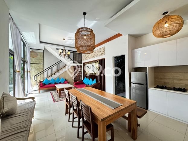Vila Kawasan , Luas 200m2m², Lokasi Strategis Vila Kawasan , Luas 200m2m², Lokasi Strategis