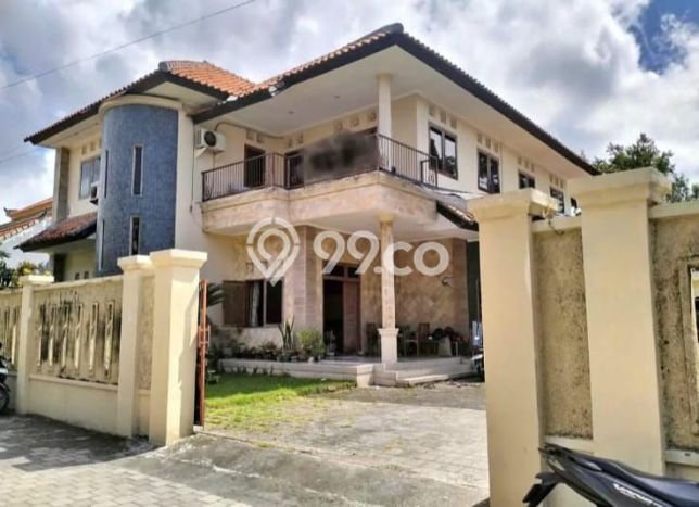Siap Huni Rumah Mewah 8 Kamar di Denpasar Utara Dekat ke Mana Pun Siap Huni Rumah Mewah 8 Kamar di Denpasar Utara Dekat ke Mana Pun