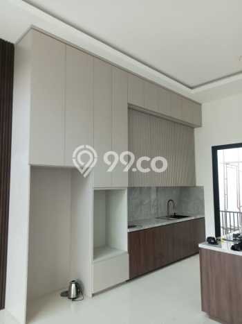 Rumah Mewah LB 465m2 Siap Huni Desain Elegan di Kalideres, Jakarta Barat Rumah Mewah LB 465m2 Siap Huni Desain Elegan di Kalideres, Jakarta Barat