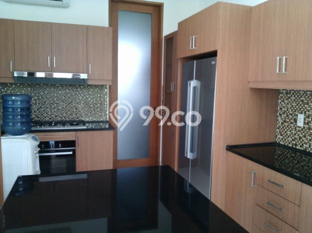 Disewakan! Rumah 8 Kamar Tidur &
4 Kamar Mandi di Cipete, Jakarta Selatan Disewakan! Rumah 8 Kamar Tidur &
4 Kamar Mandi di Cipete, Jakarta Selatan