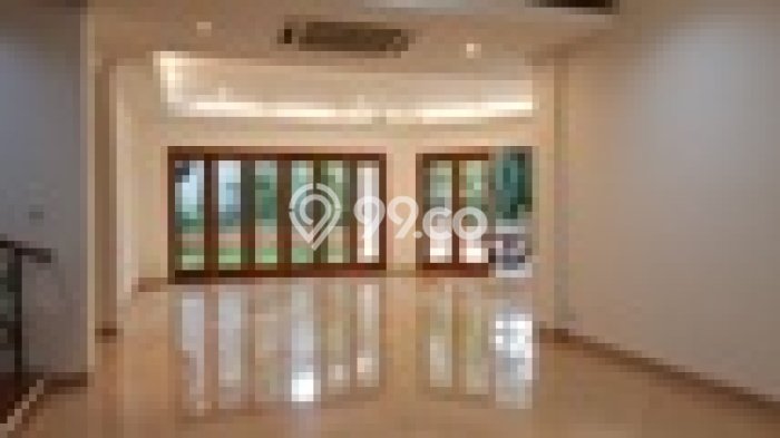 Rumah sewa siap huni 5 KT di Cipete, Jakarta Selatan Rumah sewa siap huni 5 KT di Cipete, Jakarta Selatan