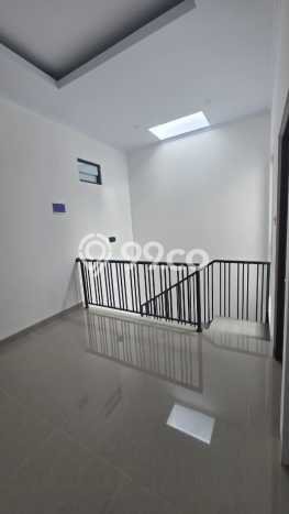 Jual Rumah Favorit Siap Huni LB 168m2 di Kembangan, Jakarta Barat Jual Rumah Favorit Siap Huni LB 168m2 di Kembangan, Jakarta Barat