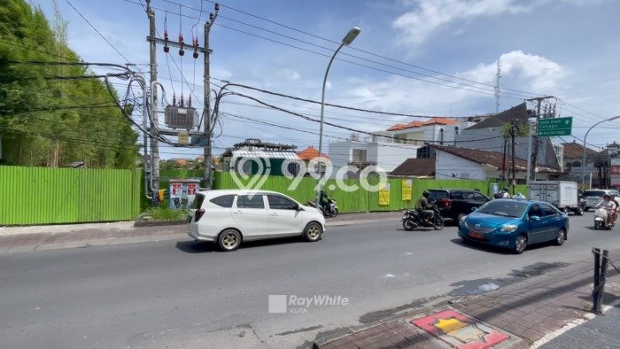 Untuk Disewa Tanah di Seminyak Badung Seluas 1000m2 Untuk Disewa Tanah di Seminyak Badung Seluas 1000m2
