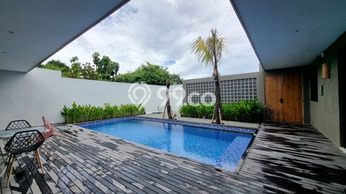FOR SALE! Vila Kawasan , Area 360m2m², Lokasi Strategis FOR SALE! Vila Kawasan , Area 360m2m², Lokasi Strategis