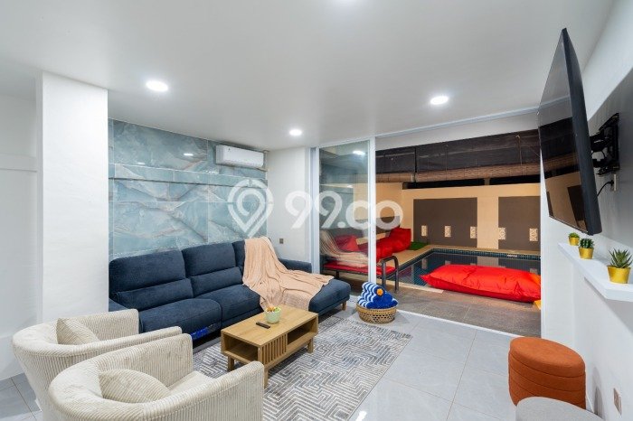 HOT DEAL! Vila Kawasan , Area 220m2m², Lokasi Prima HOT DEAL! Vila Kawasan , Area 220m2m², Lokasi Prima