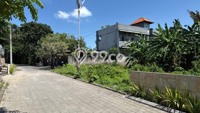 For Sale Tanah Kawasan Kedonganan, Luas 832m2m², Area Potensial For Sale Tanah Kawasan Kedonganan, Luas 832m2m², Area Potensial