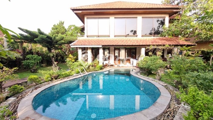 BISNIS POTENSIAL! Vila Kawasan , Luas 600m2m², Potensi Bagus BISNIS POTENSIAL! Vila Kawasan , Luas 600m2m², Potensi Bagus