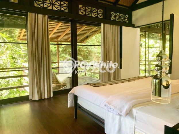 Rumah Terawat di Canggu, Badung, Luas Tanah 723m², Luas Bangunan 509m² Rumah Terawat di Canggu, Badung, Luas Tanah 723m², Luas Bangunan 509m²