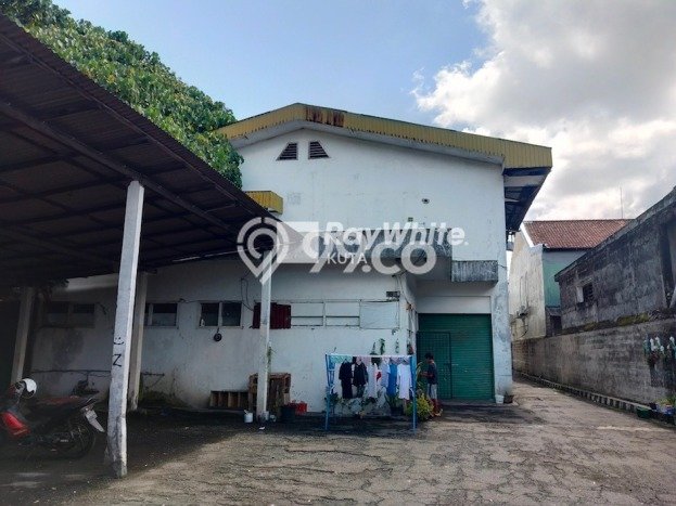 Lokasi Strategis! Dijual Ruko Bisnis di Kuta, Badung Kondisi Bagus Lokasi Strategis! Dijual Ruko Bisnis di Kuta, Badung Kondisi Bagus