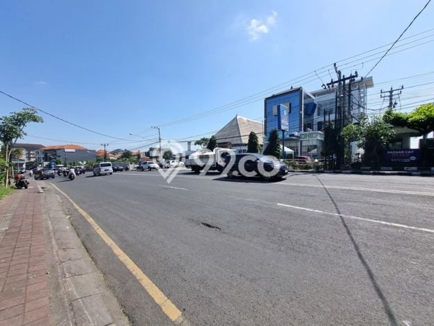 Unit Ruko Dijual di Denpasar LT 1377m2 & LB 500m2 Unit Ruko Dijual di Denpasar LT 1377m2 & LB 500m2