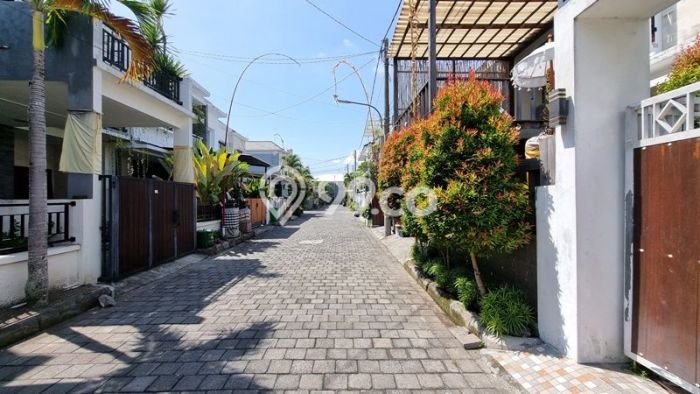 Rumah Strategis , Denpasar, LT 119m2m² LB 158m2m² Rumah Strategis , Denpasar, LT 119m2m² LB 158m2m²