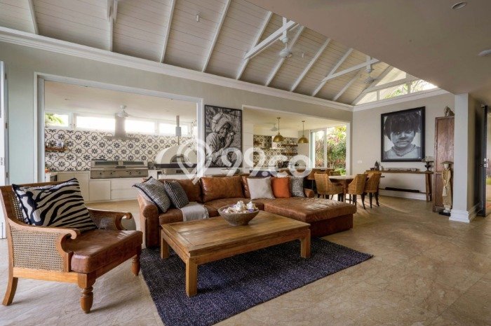 Dijual Vila Kawasan , Area 871m2m², Area Nyaman Dijual Vila Kawasan , Area 871m2m², Area Nyaman