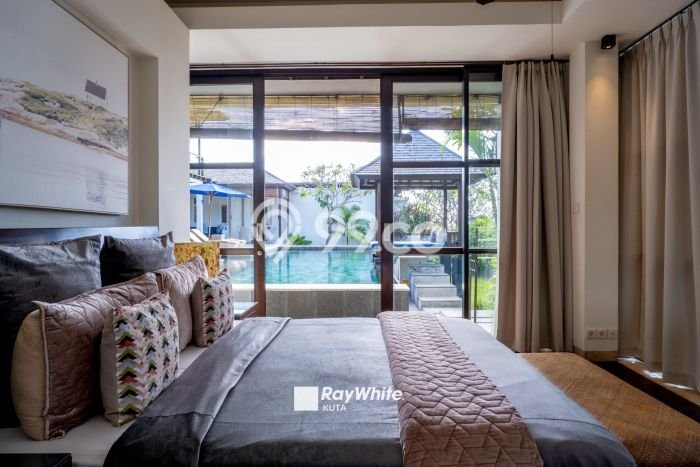 Jual Rumah Mewah Elegan Dengan View Eksklusif di Jimbaran, Badung Jual Rumah Mewah Elegan Dengan View Eksklusif di Jimbaran, Badung