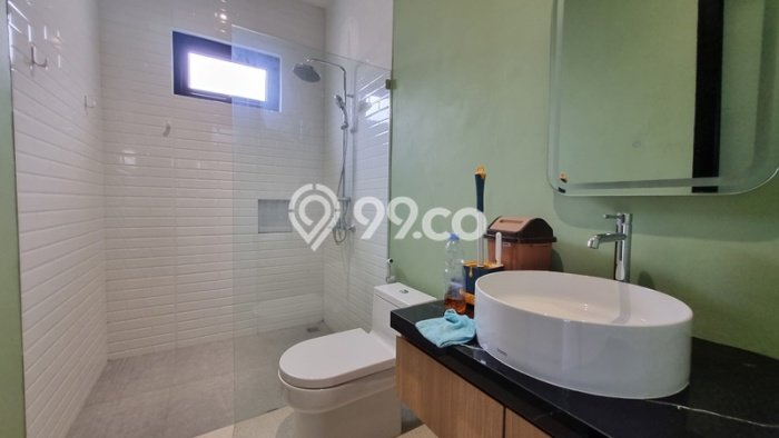 Investasi Menjanjikan! Vila Kawasan , Dimensi 360m2m², Dekat Mudah Fasilitas Umum Investasi Menjanjikan! Vila Kawasan , Dimensi 360m2m², Dekat Mudah Fasilitas Umum