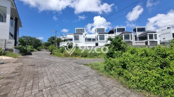Tanah Siap Bangun Dijual di Badung Punya Luas 4200m2 Tanah Siap Bangun Dijual di Badung Punya Luas 4200m2