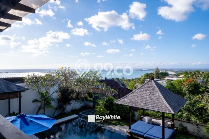 Jual Rumah Mewah Elegan Dengan View Eksklusif di Jimbaran, Badung Jual Rumah Mewah Elegan Dengan View Eksklusif di Jimbaran, Badung