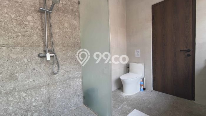 LOKASI STRATEGIS! Vila Kawasan , Luas 195m2m², Lokasi Strategis LOKASI STRATEGIS! Vila Kawasan , Luas 195m2m², Lokasi Strategis