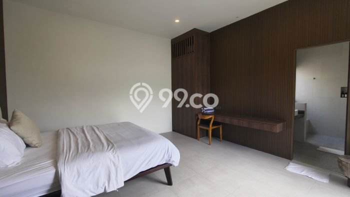 LOKASI STRATEGIS! Vila Kawasan , Luas 195m2m², Lokasi Strategis LOKASI STRATEGIS! Vila Kawasan , Luas 195m2m², Lokasi Strategis