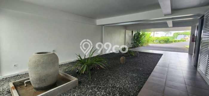 Vila di , Ukuran 241m2m², Area Strategis untuk usaha Vila di , Ukuran 241m2m², Area Strategis untuk usaha