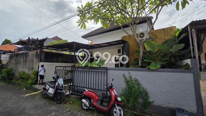 Rumah Luas Asri 3 KT Siap Huni di Jimbaran Badung Rumah Luas Asri 3 KT Siap Huni di Jimbaran Badung